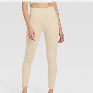 NWT Women's Seamless Cable Knit 7/8 Leggings - Joylab Ivory